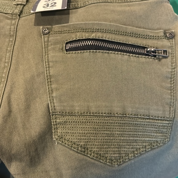 NWT- Men’s INC- International Concepts Stockholm Skinny Jeans. Size 30/32. - Picture 6 of 7